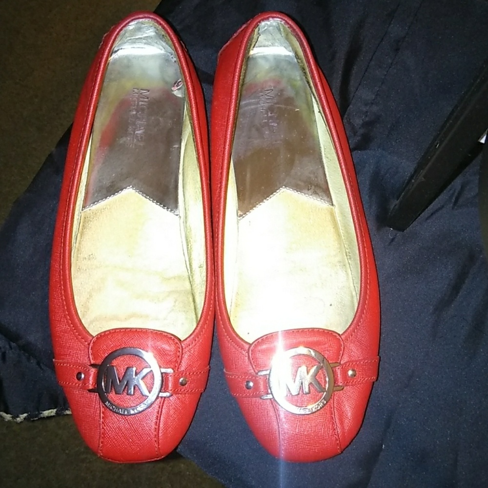Authentic MK FLATS